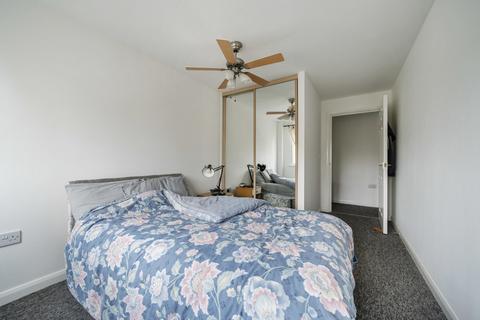 19 Alice Close, New Barnet, Barnet, EN5 1PB