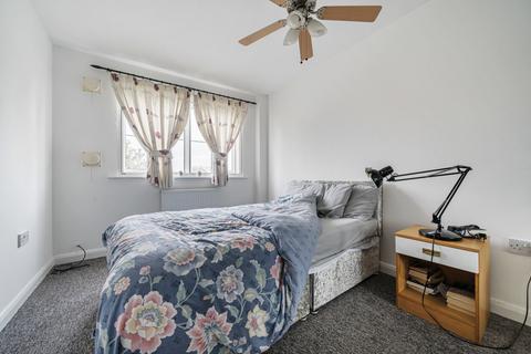 19 Alice Close, New Barnet, Barnet, EN5 1PB