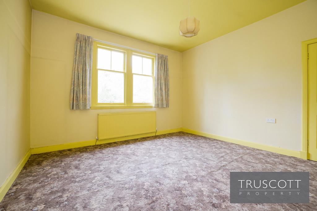 Double Bedroom 1