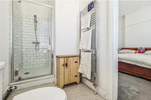 undefined, Station Road, Westcliff-on-Sea, SS0