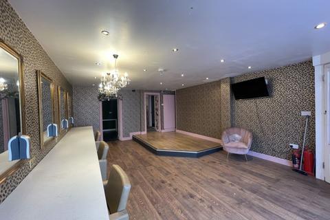 Shop to rent - Black Bull Road, Folkestone, CT19