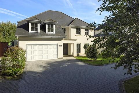 134 Sandwich Road, Whitfield, Dover, CT16 3JP