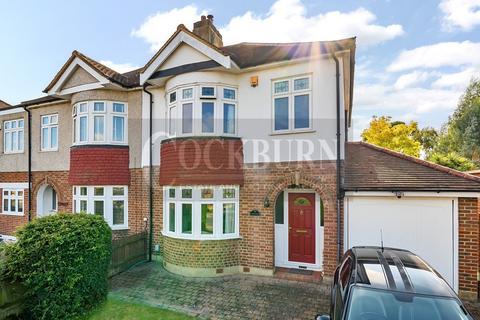 6 Bowmead, London, SE9 3NL