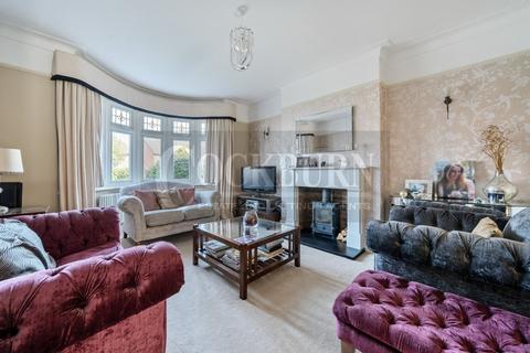 6 Bowmead, London, SE9 3NL