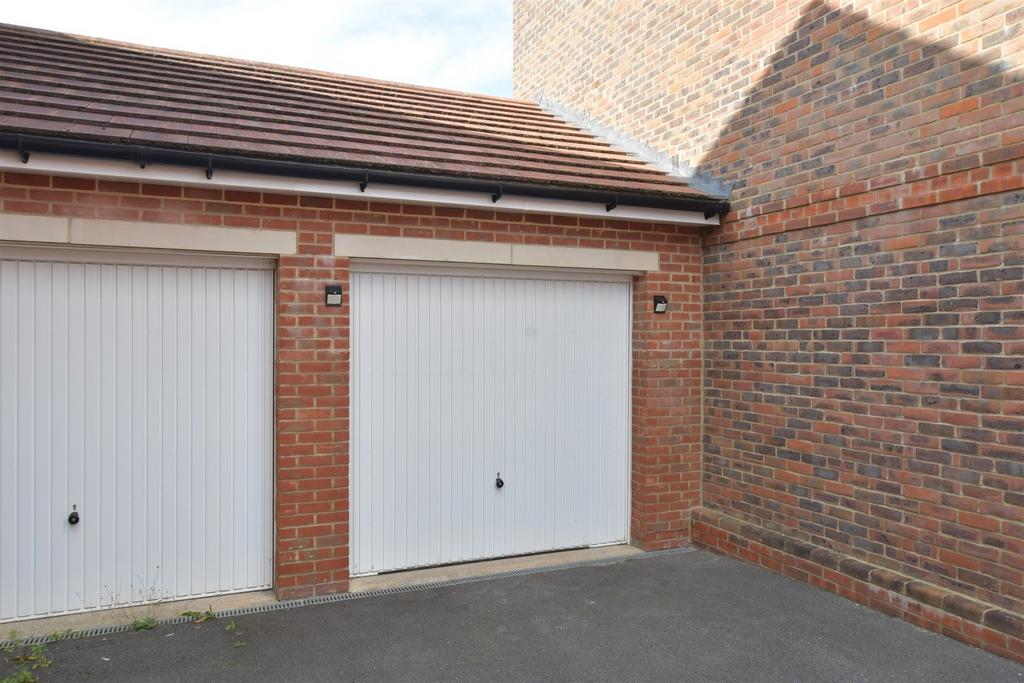 Garage (Original)