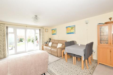 17 Allin Way, Felpham, Bognor Regis, PO22 8FE
