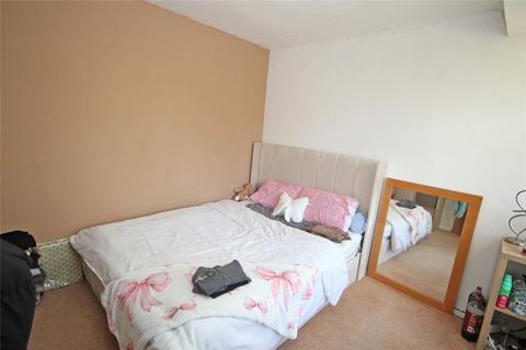 4 bedroom semi-detached house for sale, Fawcett Road, New Milton, Hampshire, BH25