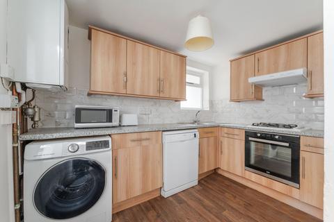 4 bedroom terraced house for sale - Pellatt Road,  London, SE22