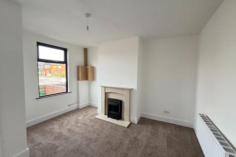 2 bedroom terraced house to rent, Station Road, Garswood, WN4 0SD