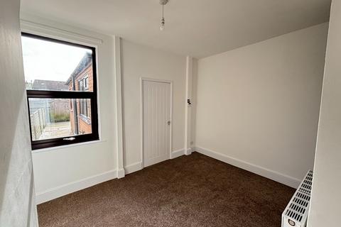 2 bedroom terraced house to rent, Station Road, Garswood, WN4 0SD