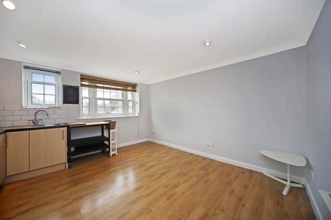 2 bedroom apartment for sale, Tring Station, Tring
