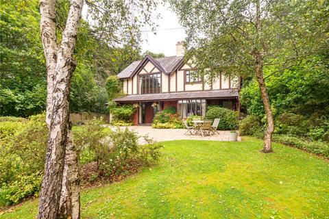 undefined, Y Felinheli, Gwynedd, LL56