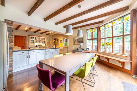 4 bedroom detached house for sale, Y Felinheli, Gwynedd, LL56