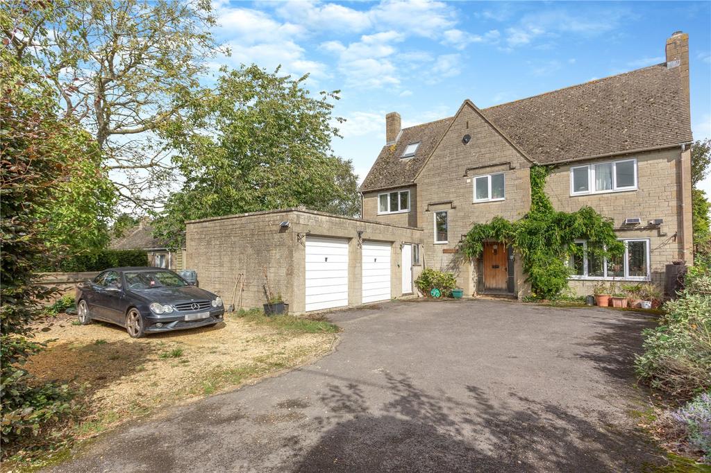 London Road, Poulton, Cirencester, Gloucestershire, GL7 5 bed detached