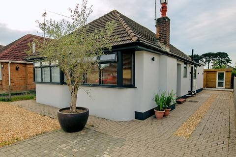 3 bedroom detached bungalow for sale, Apsley Crescent, Poole BH17