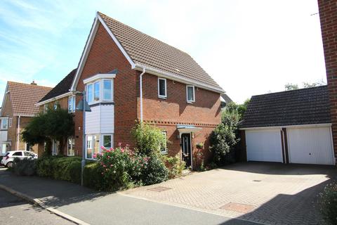 3 bedroom semi-detached house for sale, Willow Road, Dunmow CM6