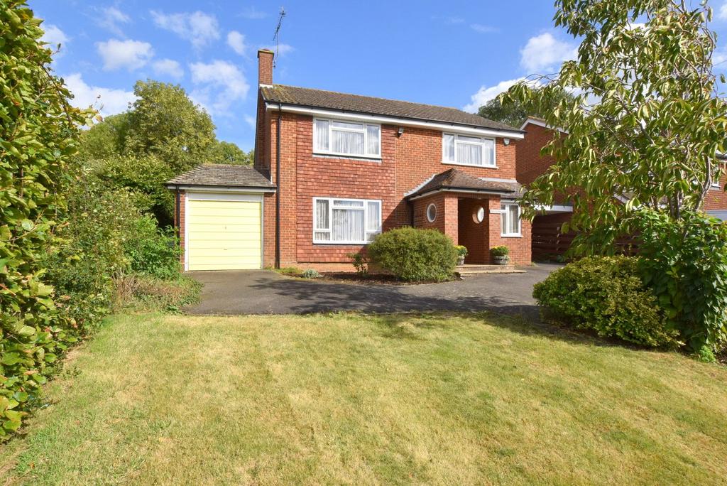Ripley Lane, West Horsley, KT24 4 bed detached house for sale £925,000