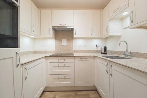 2 bedroom retirement property for sale, Fleur De Lis, London Road, SN8 2FN