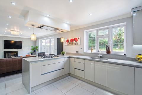 5 bedroom detached house for sale, Buckland Rise, Pinner, HA5