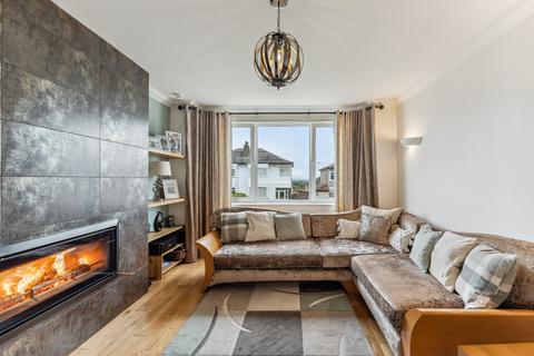 47 Lomondside Avenue, Clarkston, Glasgow, G76 7UQ