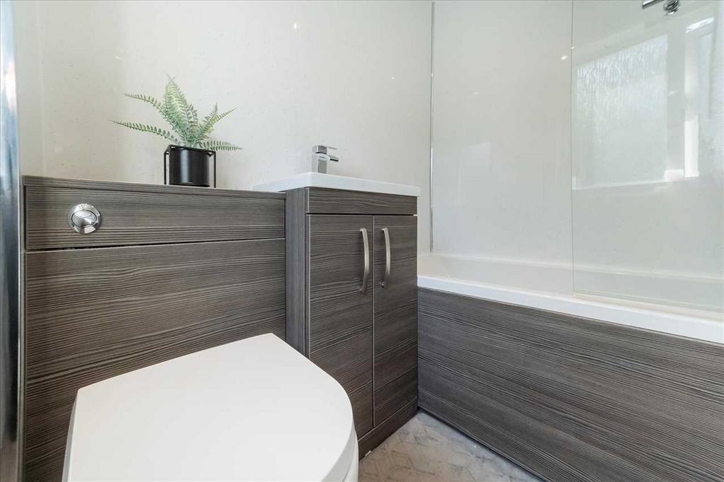 Bathroom (1)