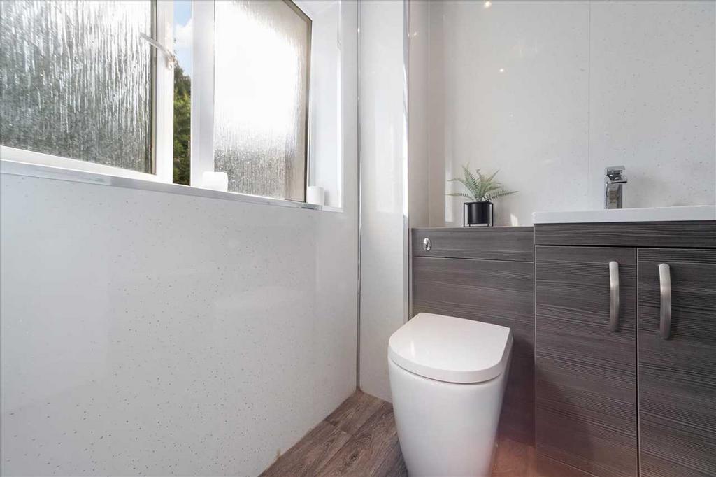 Bathroom (2)