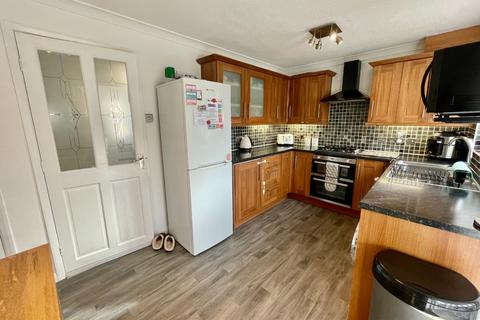 11 Canmore Close, Bolton, BL3 4TN