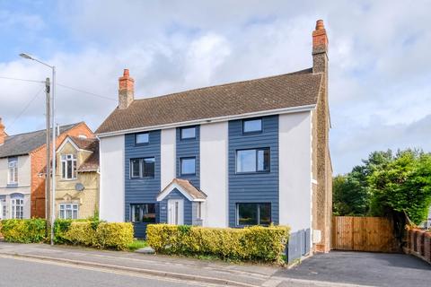 5 bedroom semi-detached house for sale, Evesham Road, Crabbs Cross, Redditch B97 5JJ