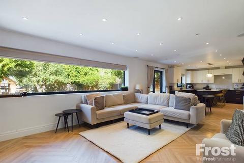 undefined, Ouseley Road, Wraysbury, Berkshire, TW19