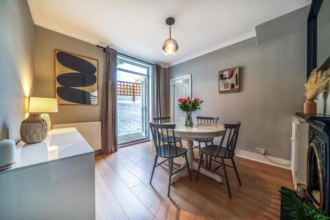 76 Bickersteth Road, London, SW17 9SQ