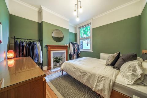 76 Bickersteth Road, London, SW17 9SQ