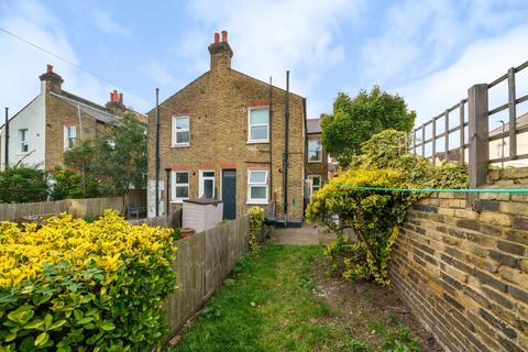 76 Bickersteth Road, London, SW17 9SQ