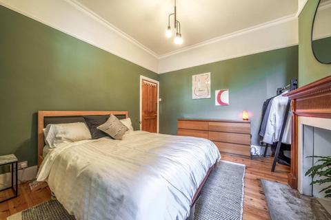 76 Bickersteth Road, London, SW17 9SQ