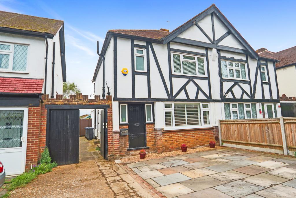 Coulsdon Road, Coulsdon 1 bed apartment £295,000