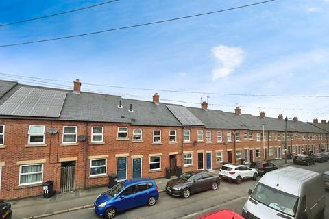 2 bedroom terraced house to rent, Nugent Street, Leicester LE3 5HH