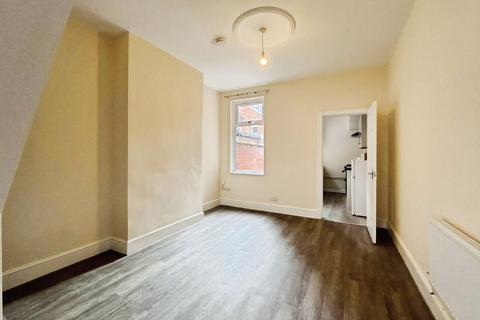 2 bedroom terraced house to rent, Nugent Street, Leicester LE3 5HH