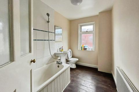 2 bedroom terraced house to rent, Nugent Street, Leicester LE3 5HH