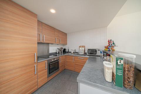 1 bedroom apartment to rent, Falcon Wharf, Battersea