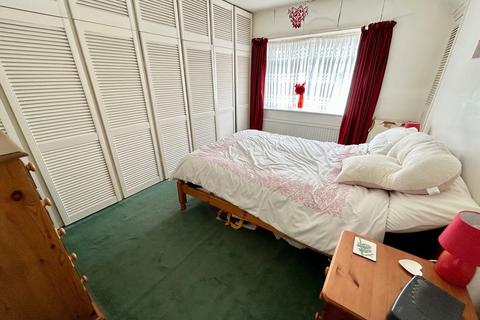 36 Stanley Square, Carshalton, SM5 4LX