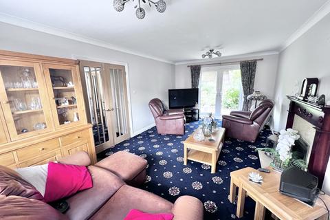 6 Kingcup Close, Broadstone, BH18 9GS