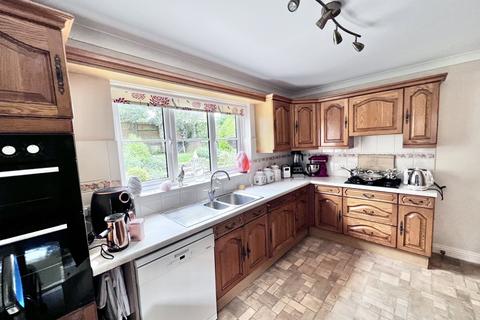 6 Kingcup Close, Broadstone, BH18 9GS