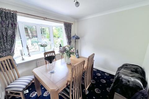 6 Kingcup Close, Broadstone, BH18 9GS