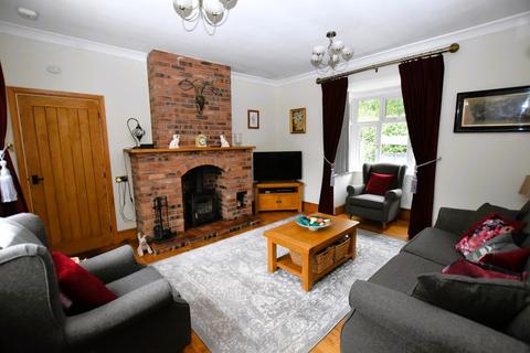 undefined, Chipnal, Cheswardine