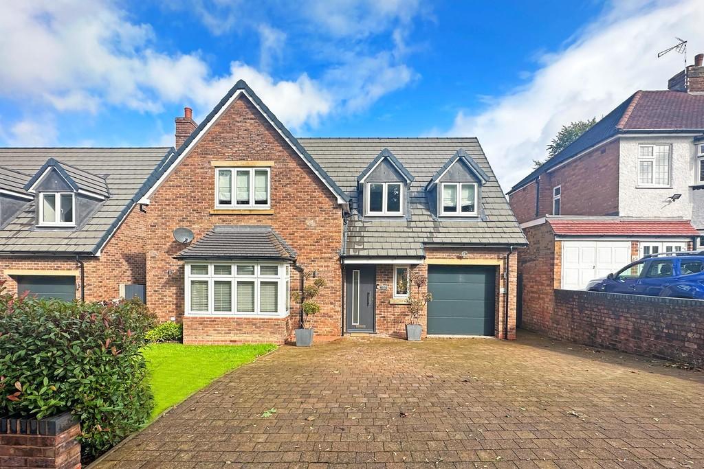 Arden Vale Road, Knowle 4 bed detached house to rent £2,795 pcm (£645 pw)