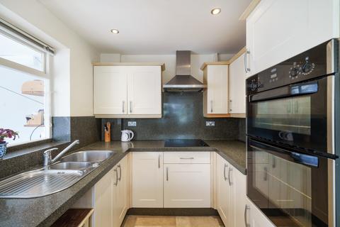 3 Meadow Close, Kington, Worcester, WR7 4DE