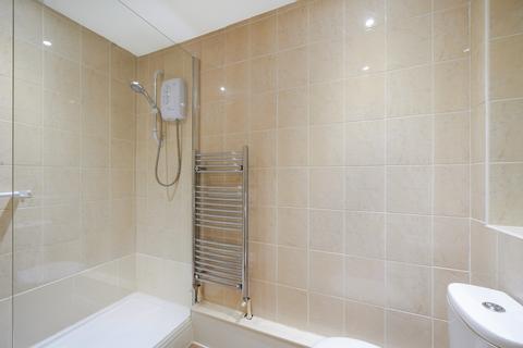 3 Meadow Close, Kington, Worcester, WR7 4DE