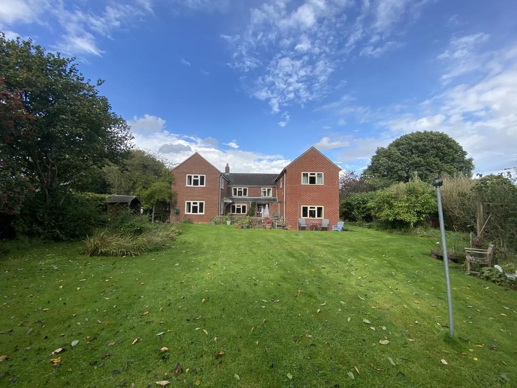 Marston Montgomery, Ashbourne 5 bed link detached house for sale £750,000