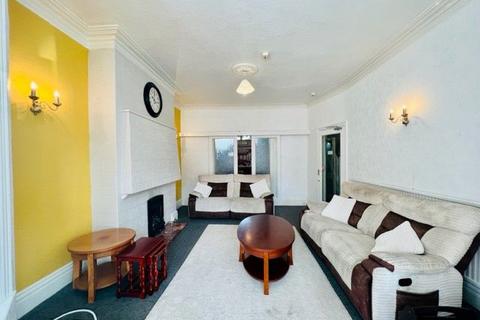 Hotel for sale - King Edward Avenue, Blackpool, Lancashire, FY2 9TA