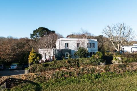 3 bedroom detached house for sale, Damouettes Lane, St. Peter Port, Guernsey