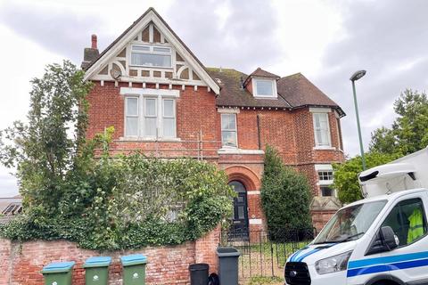 1 bedroom flat for sale - Granville Road, Littlehampton